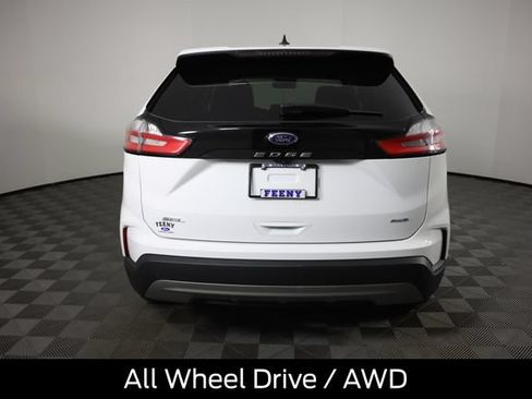 Certified 2023 Ford Edge SEL w/ Convenience Package AWD/4WD image 5