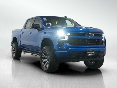 Used 2023 Chevrolet Silverado 1500 RST w/ Convenience Package II image 7