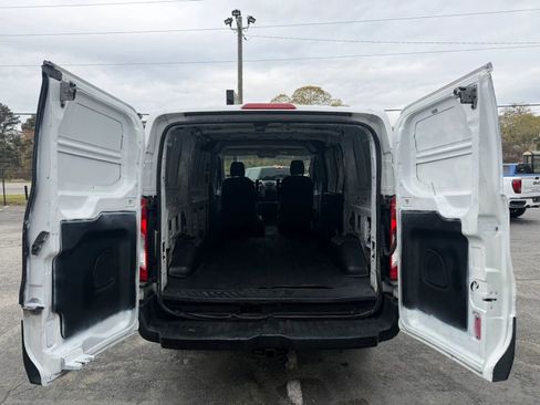 Used 2015 Ford Transit 250 130 Low Roof image 17