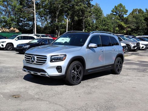 New 2026 Mercedes-Benz GLB 250 4MATIC image 7