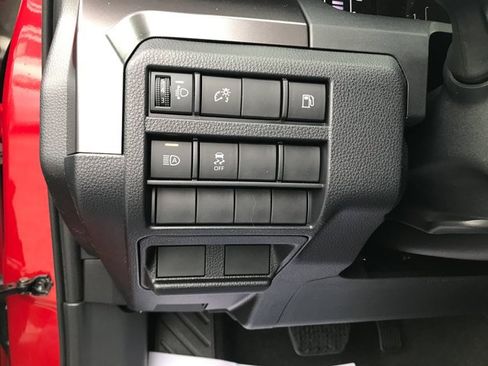 New 2026 Toyota 4Runner SR5 AWD/4WD image 15