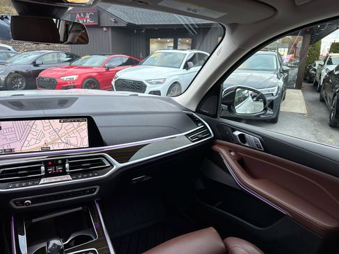 Used 2020 BMW X7 xDrive40i w/ Premium Package image 46