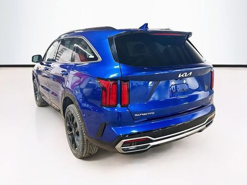 Used 2023 Kia Sorento SX AWD/4WD image 5