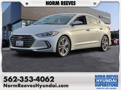 Used 2017 Hyundai Elantra Limited w/ Limited Tech Package 04