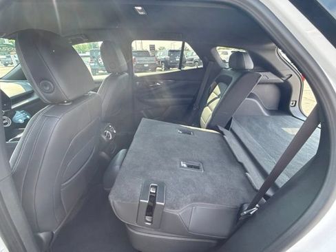 Certified 2024 Chevrolet Blazer EV LT AWD/4WD image 32