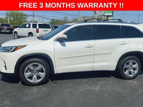 Used 2017 Toyota Highlander Limited w/ Carpet Mat Package AWD/4WD image 6