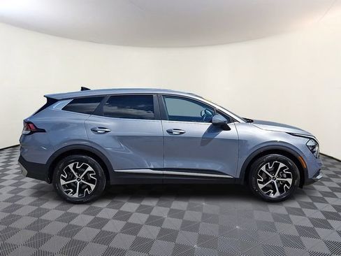 Certified 2023 Kia Sportage EX FWD image 9