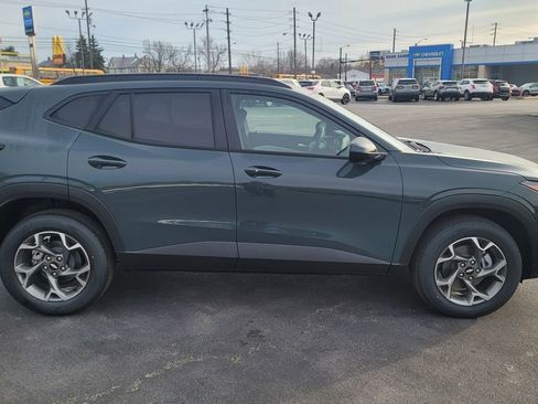 New 2026 Chevrolet Trax LT w/ Driver Confidence Package image 14