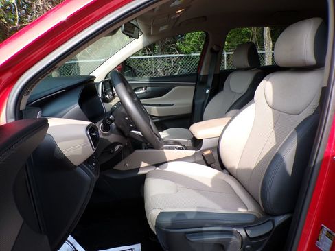 Used 2020 Hyundai Santa Fe SE AWD/4WD image 13