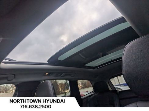 Used 2021 Volvo XC60 T5 Momentum image 5