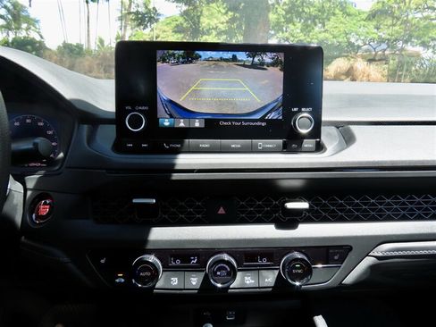 Used 2023 Honda Accord EX image 20