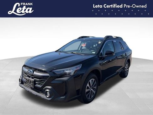 Used 2023 Subaru Outback Premium AWD/4WD image 1