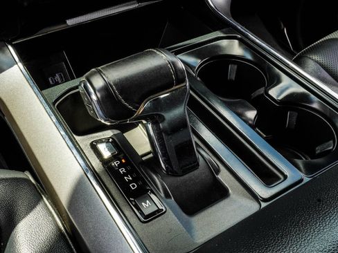 Used 2023 Ford F150 4x4 SuperCrew image 24
