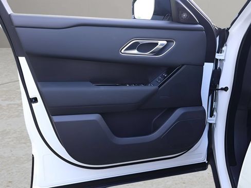New 2026 Land Rover Range Rover Velar Dynamic SE AWD/4WD image 11
