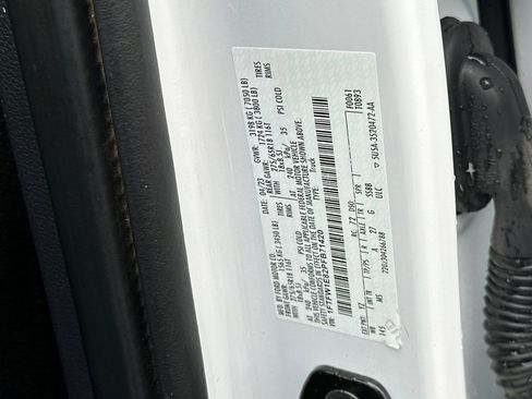 Used 2023 Ford F150 XLT image 30