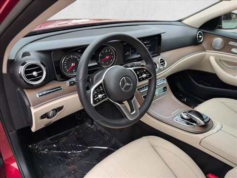 Certified 2019 Mercedes-Benz E 300 image 10
