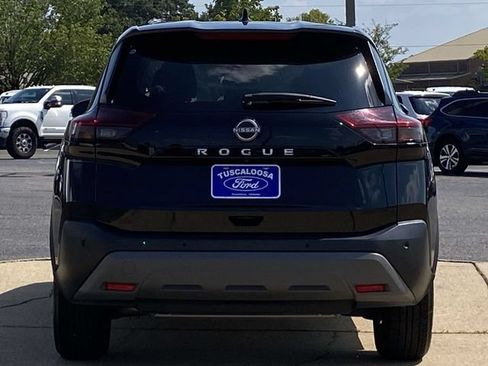 Used 2023 Nissan Rogue S FWD image 4
