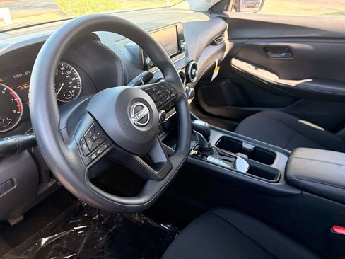 Used 2025 Nissan Sentra S FWD image 15