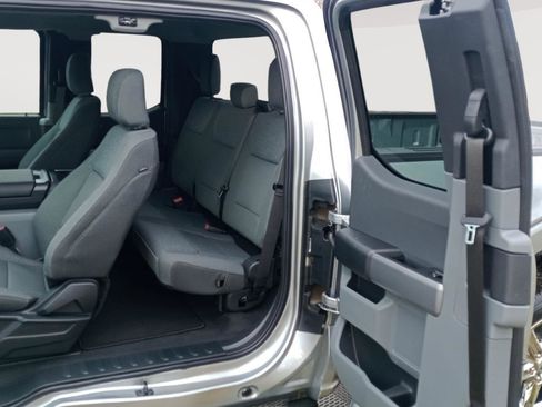 New 2025 Ford F150 XLT w/ Equipment Group 301A Standard image 18