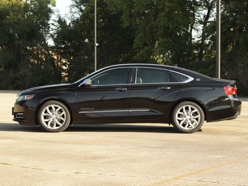 Used 2016 Chevrolet Impala LTZ FWD image 4