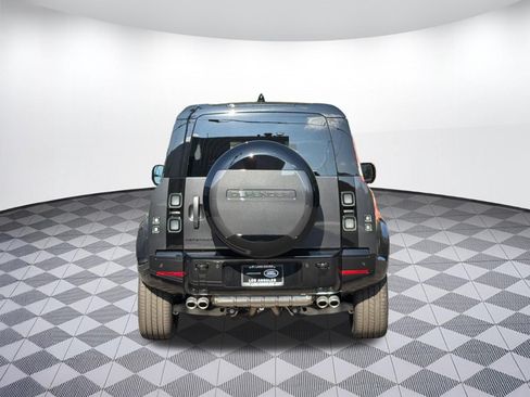 New 2026 Land Rover Defender 90 V8 AWD/4WD image 10