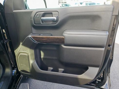 Used 2021 GMC Sierra 1500 Elevation image 29