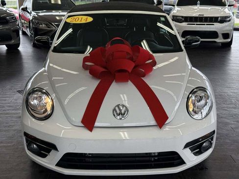 Used 2014 Volkswagen Beetle R-Line FWD image 3