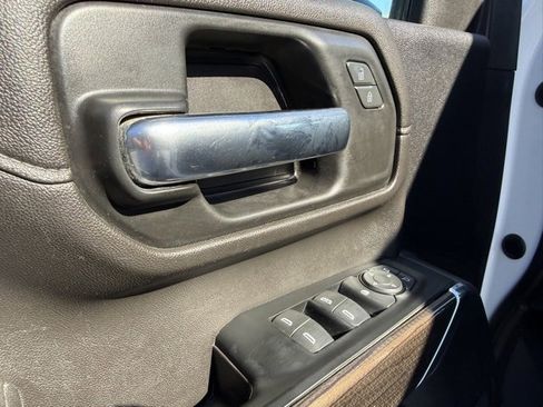 Used 2023 Chevrolet Silverado 2500 LT w/ Convenience Package image 14