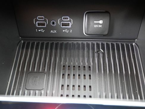 New 2026 Jeep Grand Cherokee Altitude RWD image 9