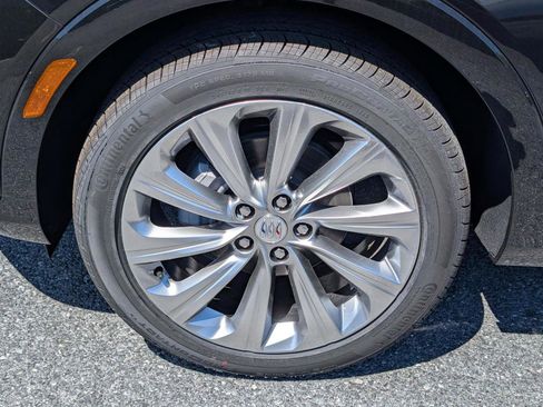 New 2025 Buick Envista Avenir image 7