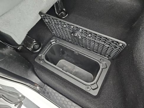 Used 2019 RAM 1500 Classic SLT RWD image 17
