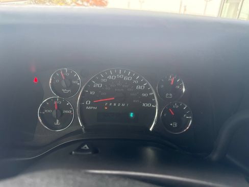 Used 2022 Chevrolet Express 2500 Extended RWD image 20
