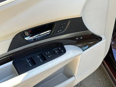 Used 2014 Acura RLX w/ Technology Package FWD image 12