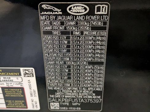 New 2026 Land Rover Range Rover Long Wheelbase SE AWD/4WD image 31