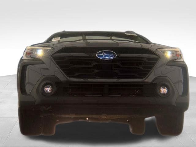 Used 2025 Subaru Outback Onyx Edition AWD/4WD image 2