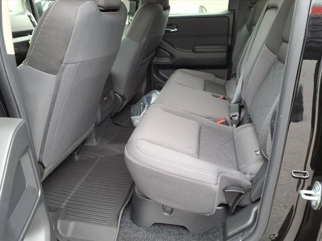 New 2026 Nissan Frontier SV w/ SV Convenience Package AWD/4WD image 5