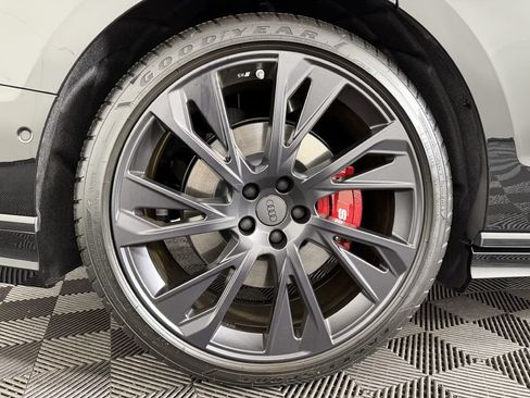 Used 2026 Audi S8 AWD/4WD image 71