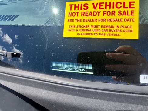 Used 2026 Nissan Frontier PRO-4X AWD/4WD image 12