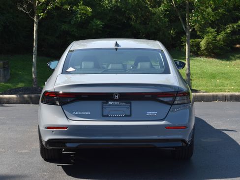 New 2026 Honda Accord Touring image 7