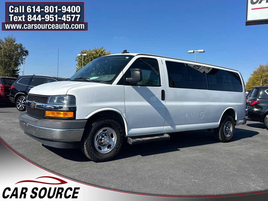 Used 2019 Chevrolet Express 3500 LT w/ LT Preferred Equipment Group RWD image 3
