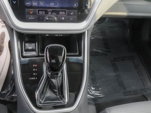 Used 2022 Subaru Outback Premium image 23