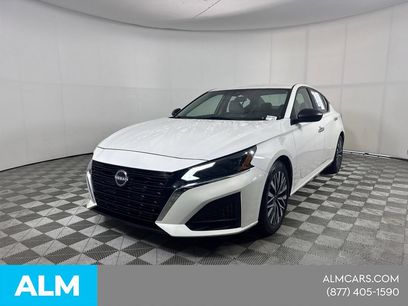 Used 2025 Nissan Altima 2.5 SV