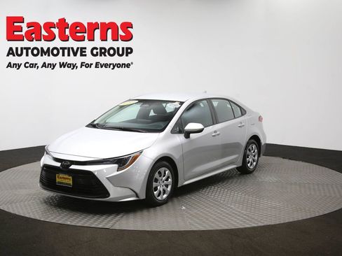 Used 2024 Toyota Corolla LE image 54