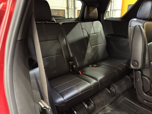 Used 2022 Chevrolet Traverse RS w/ LPO, Floor Liner Package image 22
