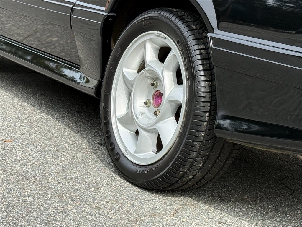 Used 1993 Ford Mustang Cobra RWD image 25
