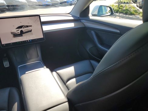 Used 2022 Tesla Model 3 Performance image 22