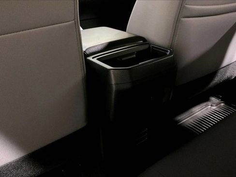 Certified 2025 Toyota Tacoma TRD Sport image 34