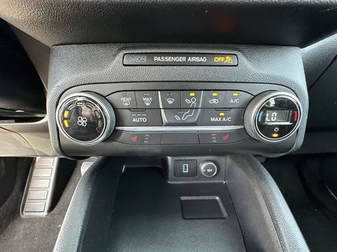 Used 2020 Ford Escape SE AWD/4WD image 24