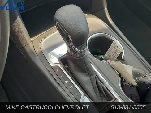 Used 2024 Chevrolet Equinox LS FWD image 18