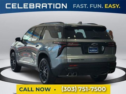 Used 2025 Chevrolet Traverse LT w/ Midnight/Sport Edition image 3